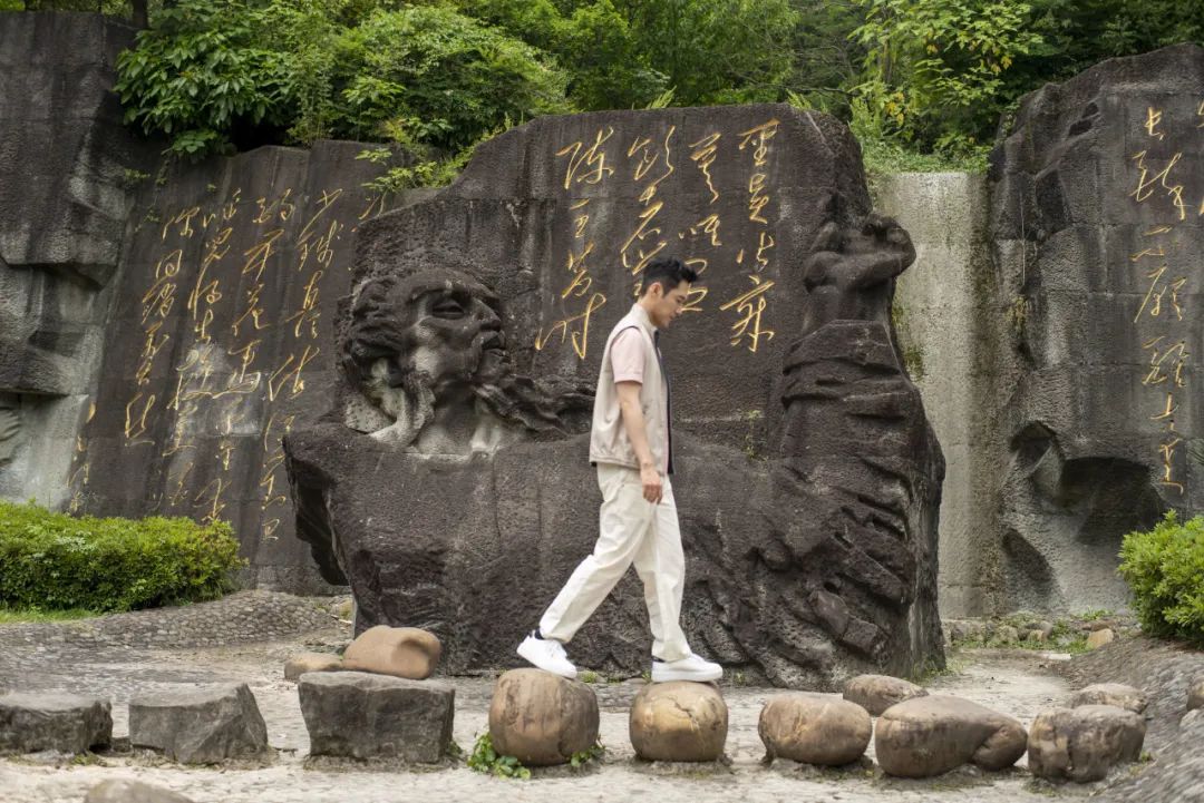 讀李白 游神州丨跟著李白去旅游中華文化主題旅游線路正式發(fā)布，一起開啟詩意文化之旅。
